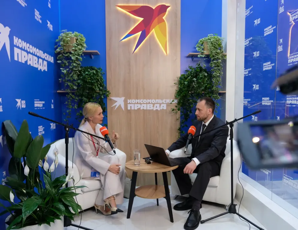 Екатерина Круглик — гость подкаста «Комсомольской правды» на ПМЭФ-2026: о безопасности, суверенитете и будущем косметологии